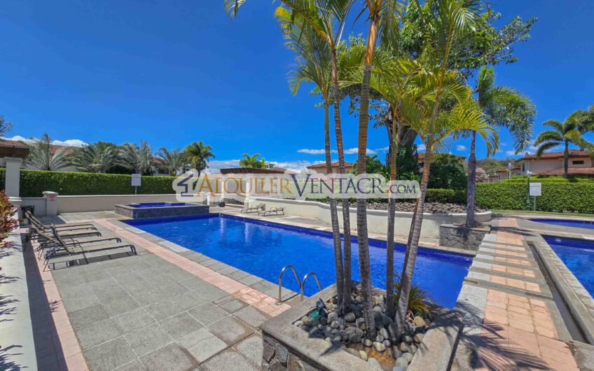 Via Nova Santa Ana Pozos! Penthouse amueblado con vista