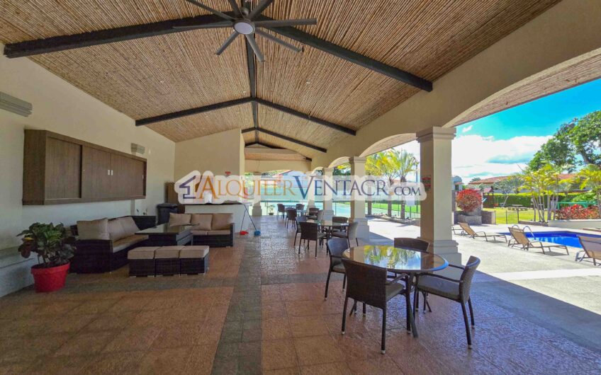 Via Nova Santa Ana Pozos! Penthouse amueblado con vista