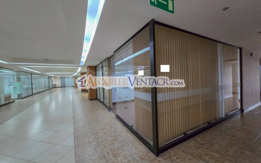 Oficina en Alquiler o Venta en Torres del Parque – Sabana Norte / 40 m² + A/C + Seguridad 24/7
