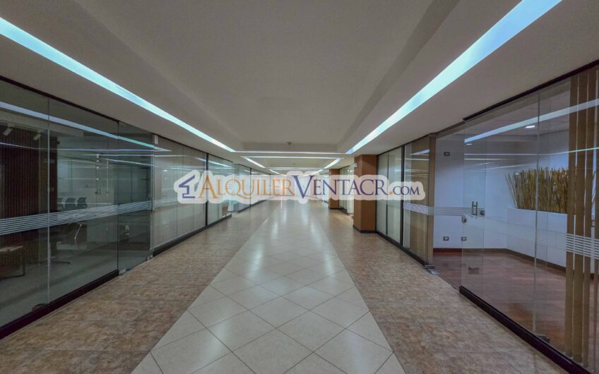 Oficina en Alquiler o Venta en Torres del Parque – Sabana Norte / 40 m² + A/C + Seguridad 24/7