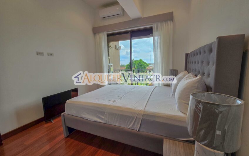 Via Nova Santa Ana Pozos! Penthouse amueblado con vista