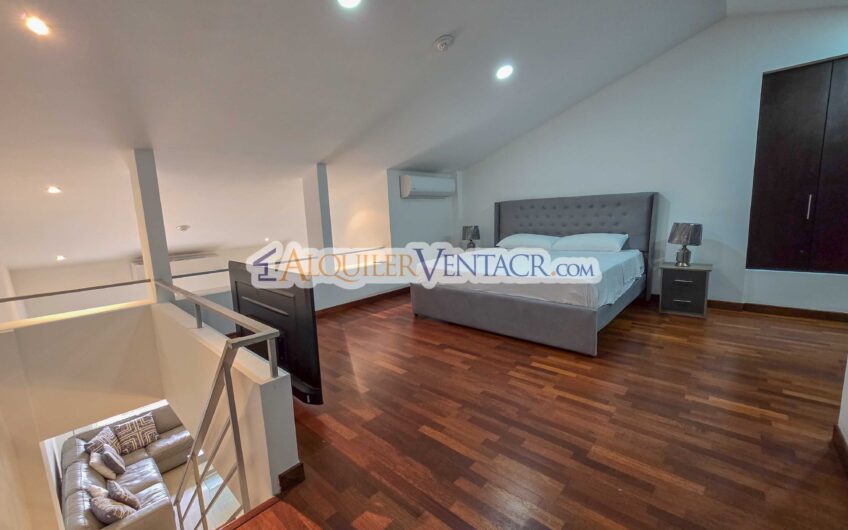 Via Nova Santa Ana Pozos! Penthouse amueblado con vista