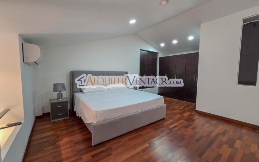 Via Nova Santa Ana Pozos! Penthouse amueblado con vista