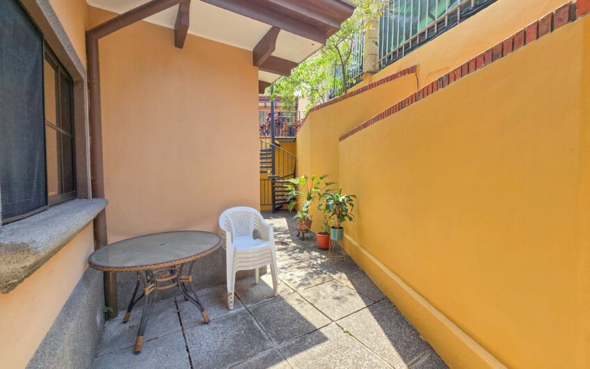 Condo de 4 habit. + de servicio en Jaboncillos Escazú