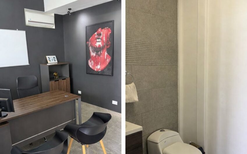 Propiedad Comercial de Alto Tránsito con Parqueo para 45 Vehículos / San José