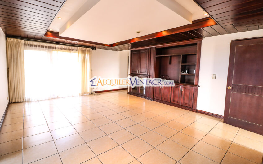 Lujoso apartamento de 375 m2 con full vista en San Rafael Escazú