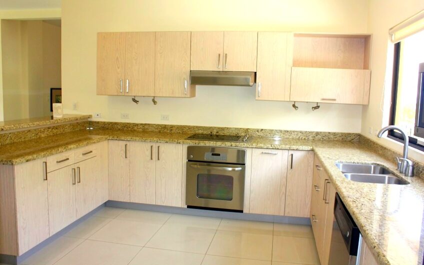 Apartamento con vista en el Alto Las Palomas Santa Ana