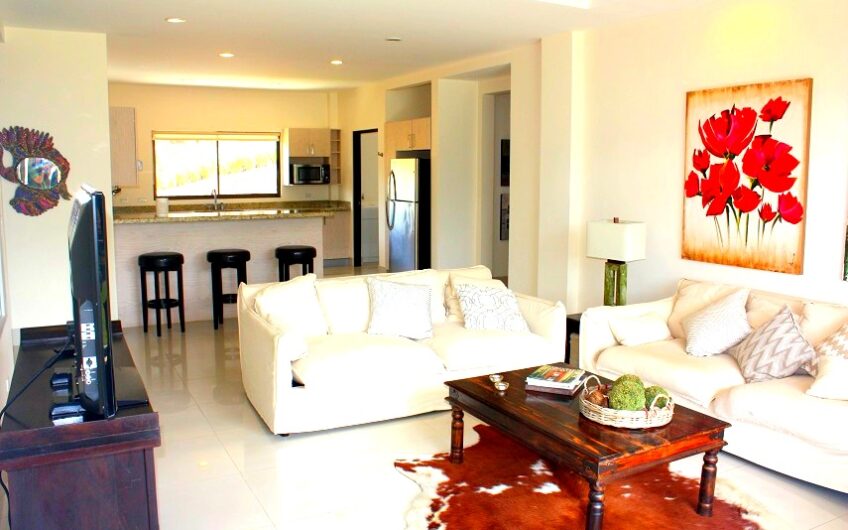 Apartamento con vista en el Alto Las Palomas Santa Ana