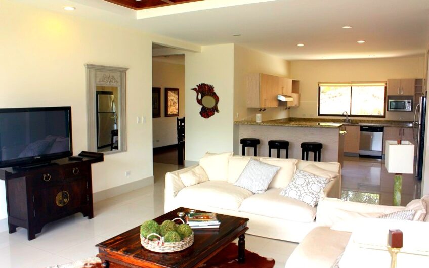 Apartamento con vista en el Alto Las Palomas Santa Ana