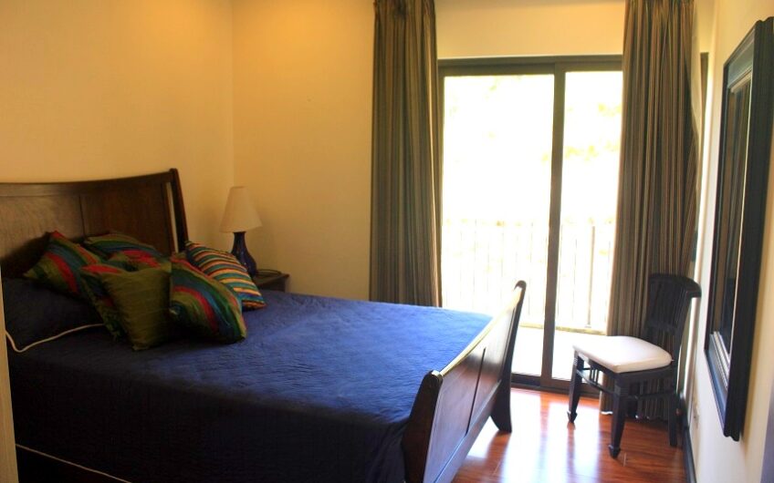 Apartamento con vista en el Alto Las Palomas Santa Ana