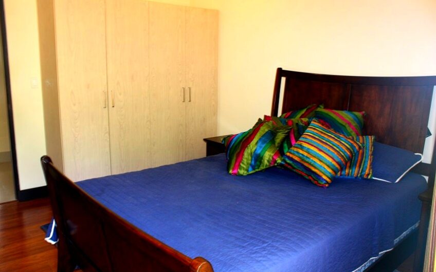 Apartamento con vista en el Alto Las Palomas Santa Ana