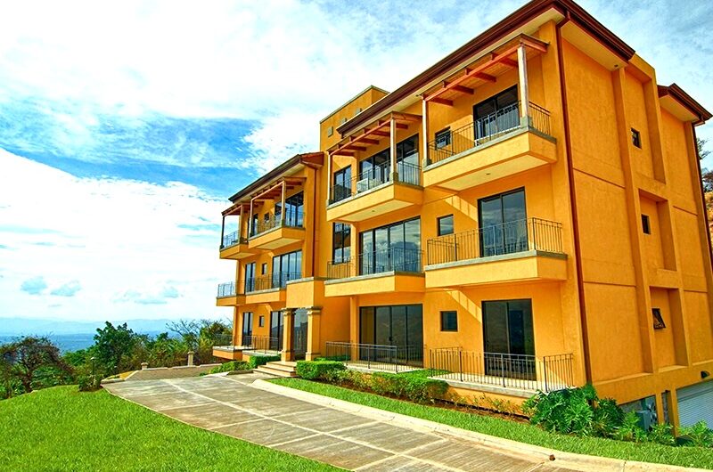 Apartamento con vista en el Alto Las Palomas Santa Ana