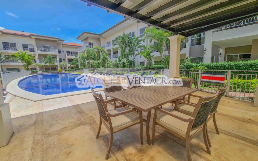 Apartamento amueblado de 3 habit. con terraza en San Rafael Escazú