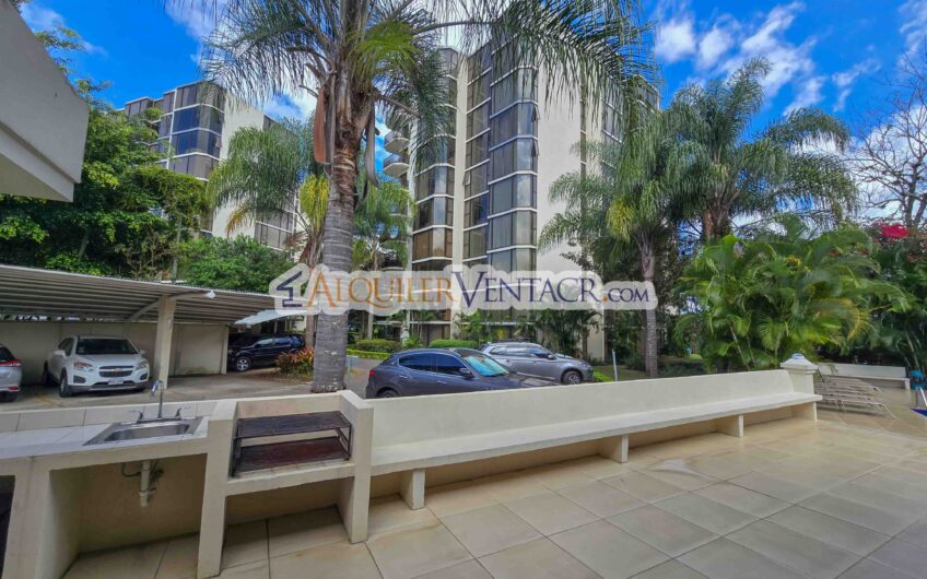 Penthouse de 3 habit. con full vistas en Bello Horizonte Escazú
