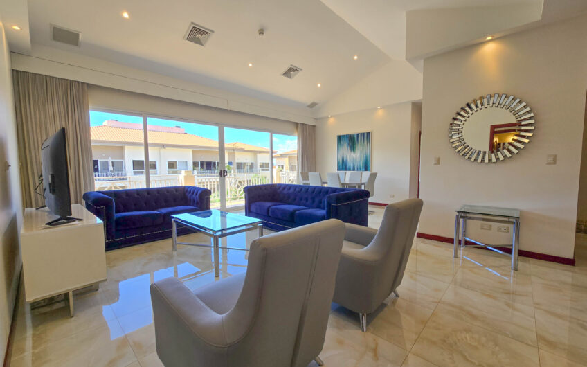 Apartamento amueblado de 3 habit. con terraza en San Rafael Escazú