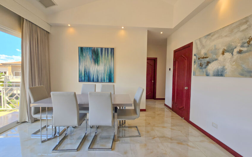 Apartamento amueblado de 3 habit. con terraza en San Rafael Escazú