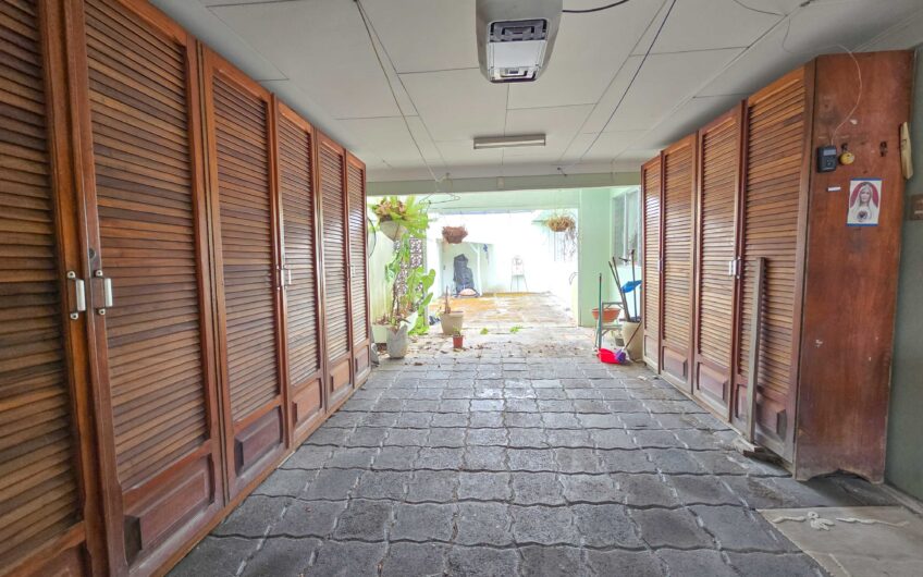 Casa Esquinera en Rohrmoser Nunciatura Ideal para Remodelar o Desarrollo de Apartamentos