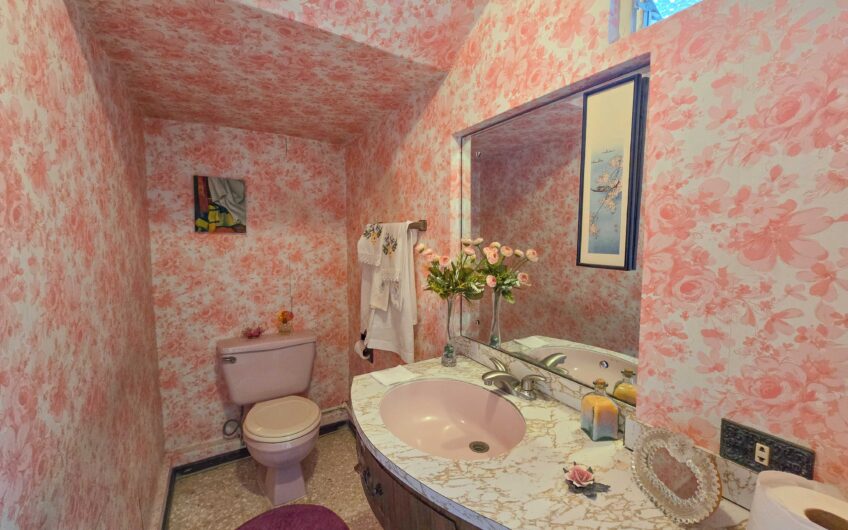 Casa Esquinera en Rohrmoser Nunciatura Ideal para Remodelar o Desarrollo de Apartamentos