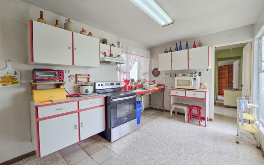 Casa Esquinera en Rohrmoser Nunciatura Ideal para Remodelar o Desarrollo de Apartamentos