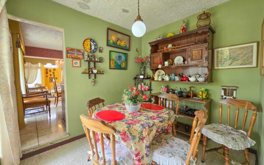Casa Esquinera en Rohrmoser Nunciatura Ideal para Remodelar o Desarrollo de Apartamentos