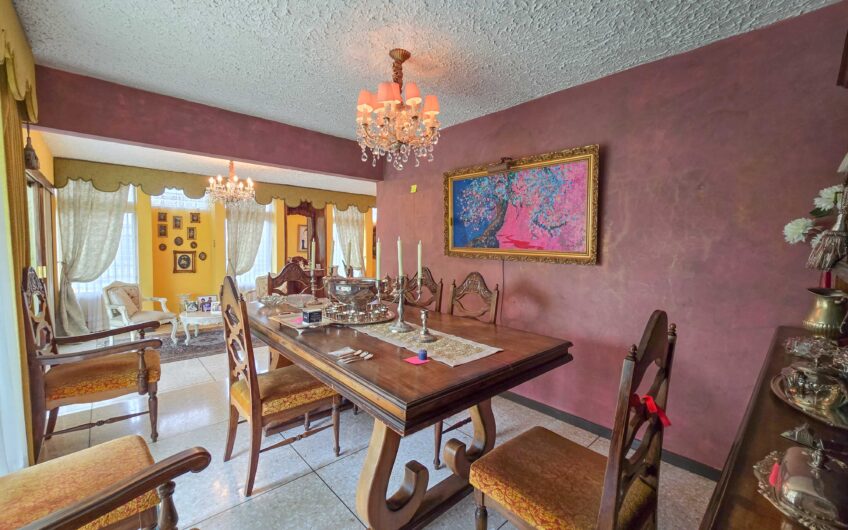 Casa Esquinera en Rohrmoser Nunciatura Ideal para Remodelar o Desarrollo de Apartamentos