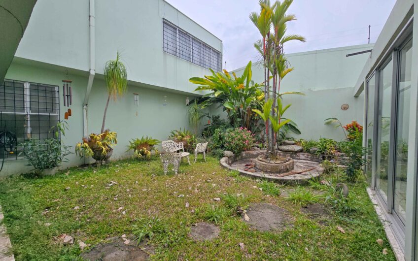 Casa Esquinera en Rohrmoser Nunciatura Ideal para Remodelar o Desarrollo de Apartamentos