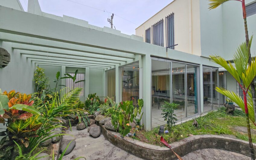 Casa Esquinera en Rohrmoser Nunciatura Ideal para Remodelar o Desarrollo de Apartamentos