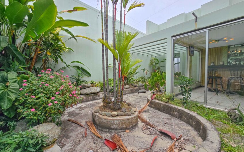 Casa Esquinera en Rohrmoser Nunciatura Ideal para Remodelar o Desarrollo de Apartamentos