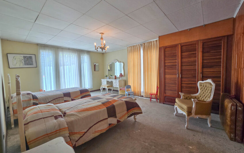 Casa Esquinera en Rohrmoser Nunciatura Ideal para Remodelar o Desarrollo de Apartamentos