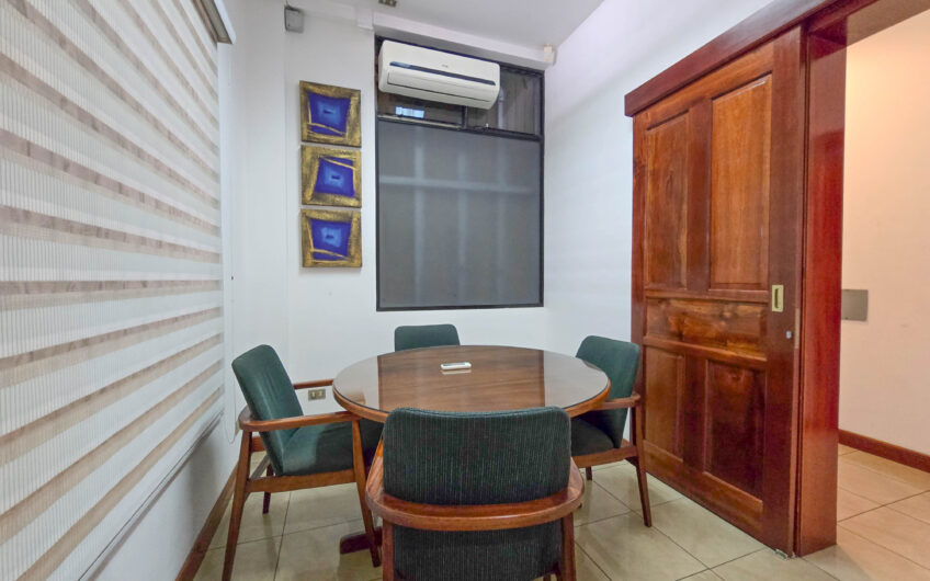 Espacio de oficinas de 318 m2 en Sabana Sur