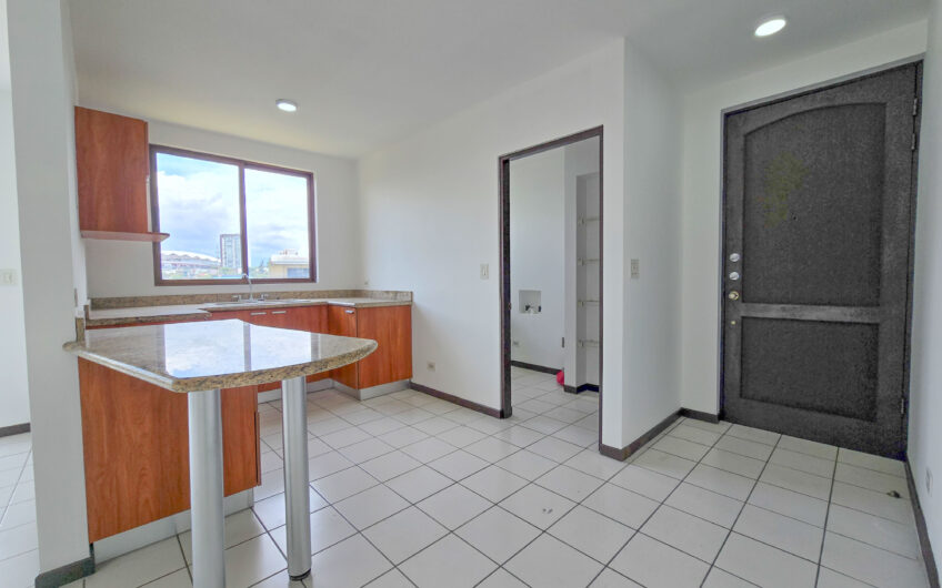 Apartamento en Alquiler con Vista x Ucimed | Condominio Brisas del Oeste, Sabana
