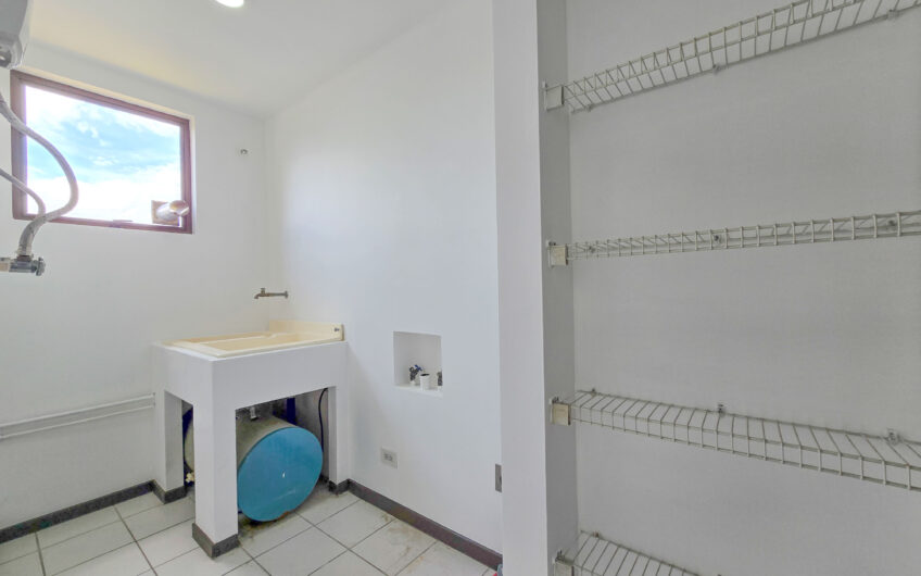 Apartamento en Alquiler con Vista x Ucimed | Condominio Brisas del Oeste, Sabana