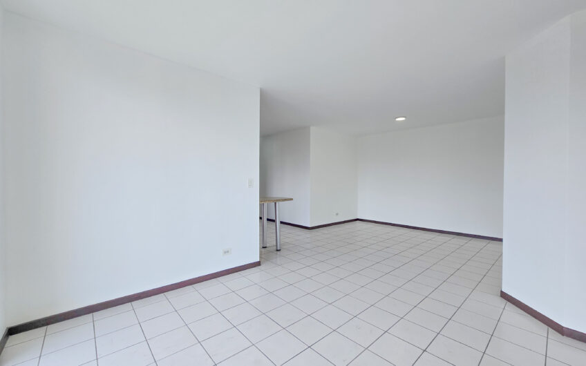 Apartamento en Alquiler con Vista x Ucimed | Condominio Brisas del Oeste, Sabana