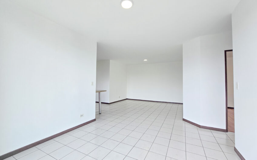Apartamento en Alquiler con Vista x Ucimed | Condominio Brisas del Oeste, Sabana