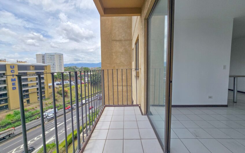 Apartamento en Alquiler con Vista x Ucimed | Condominio Brisas del Oeste, Sabana