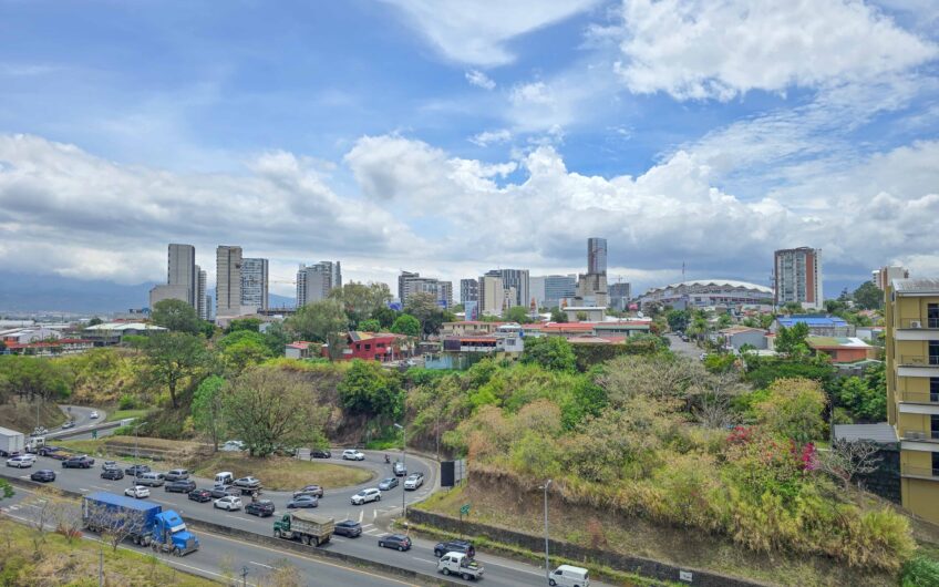 Apartamento en Alquiler con Vista x Ucimed | Condominio Brisas del Oeste, Sabana