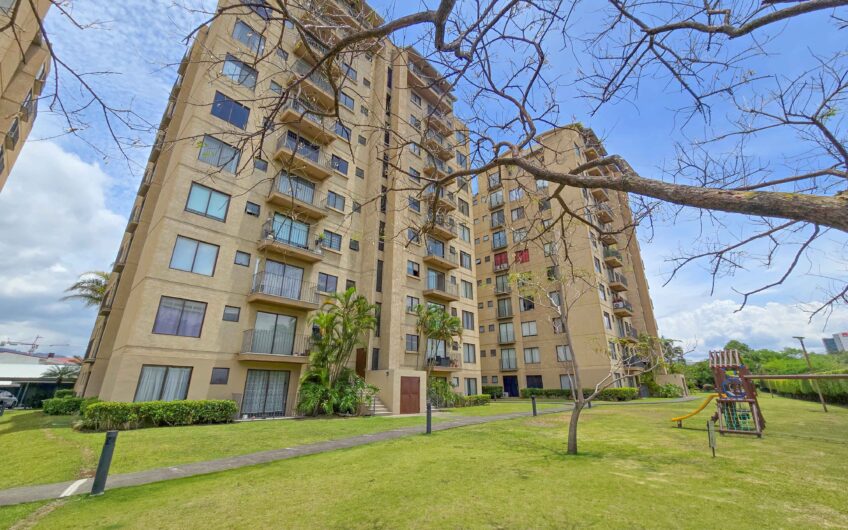 Apartamento en Alquiler con Vista x Ucimed | Condominio Brisas del Oeste, Sabana