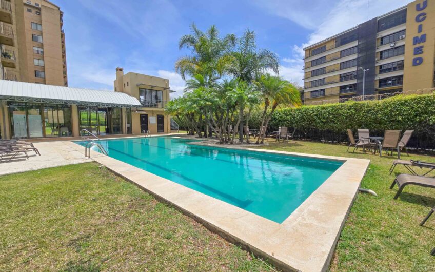 Apartamento en Alquiler con Vista x Ucimed | Condominio Brisas del Oeste, Sabana