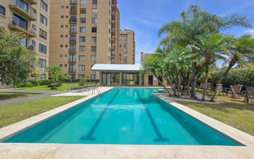 Apartamento en Alquiler con Vista x Ucimed | Condominio Brisas del Oeste, Sabana