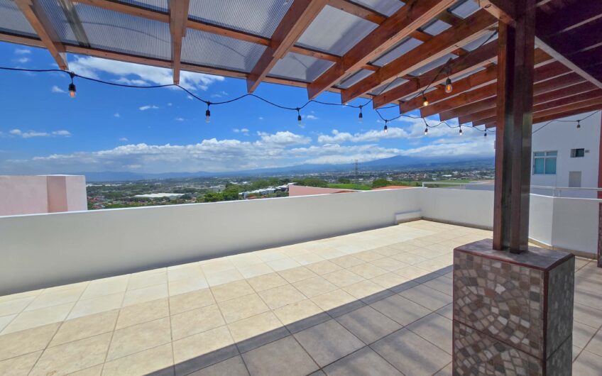 Penthouse de 225 m2 en Guachipelín Escazú con gran terraza y vistas