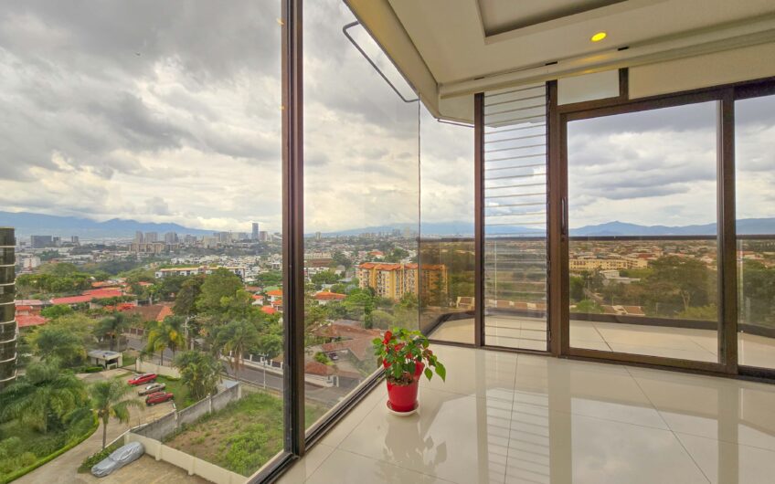Penthouse de 3 habit. con full vistas en Bello Horizonte Escazú