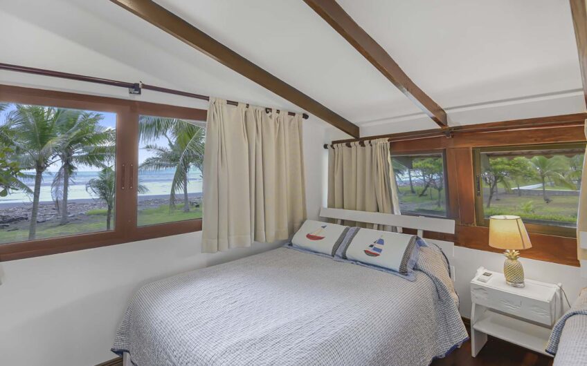 Casa Frente al Mar con Piscina Privada en Playa Tivives | Vista Espectacular + Airbnb Ready