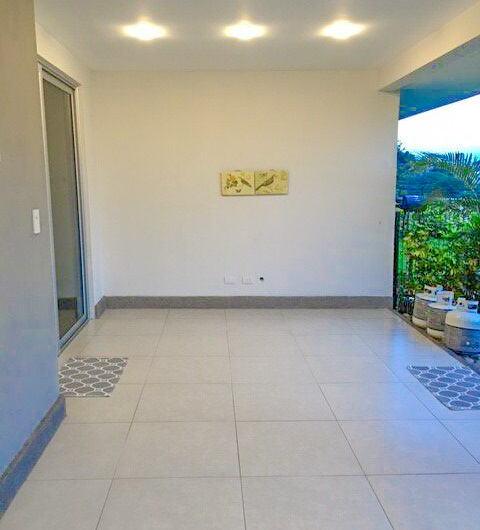Condo con vista / jardín y línea blanca en Jaboncillos Escazú