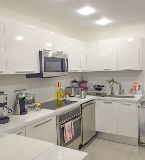 Condo con vista / jardín y línea blanca en Jaboncillos Escazú
