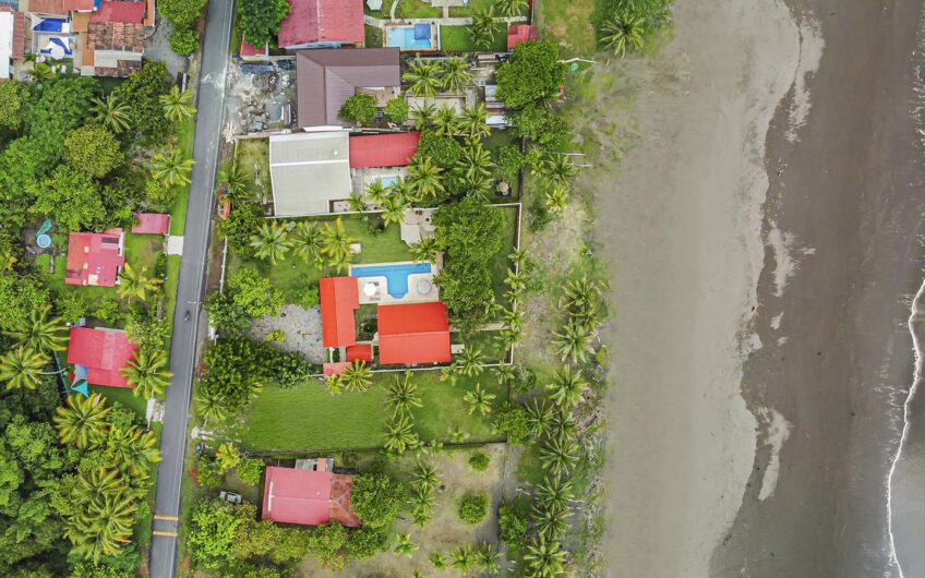Casa Frente al Mar con Piscina Privada en Playa Tivives | Vista Espectacular + Airbnb Ready