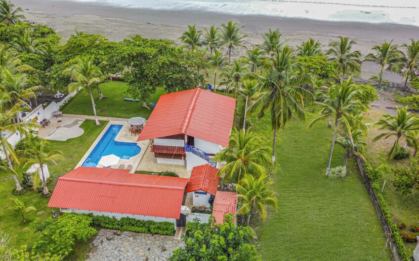 Casa Frente al Mar con Piscina Privada en Playa Tivives | Vista Espectacular + Airbnb Ready
