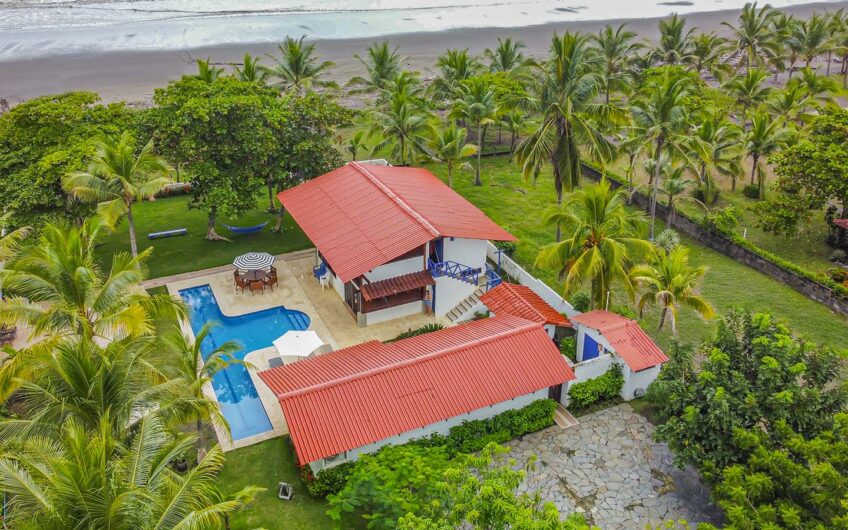 Casa Frente al Mar con Piscina Privada en Playa Tivives | Vista Espectacular + Airbnb Ready