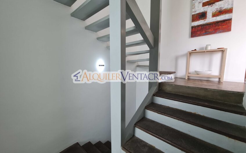 Condo Loft amueblado con vista en Guachipelín x Multiplaza Escazú