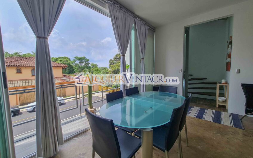 Condo Loft amueblado con vista en Guachipelín x Multiplaza Escazú