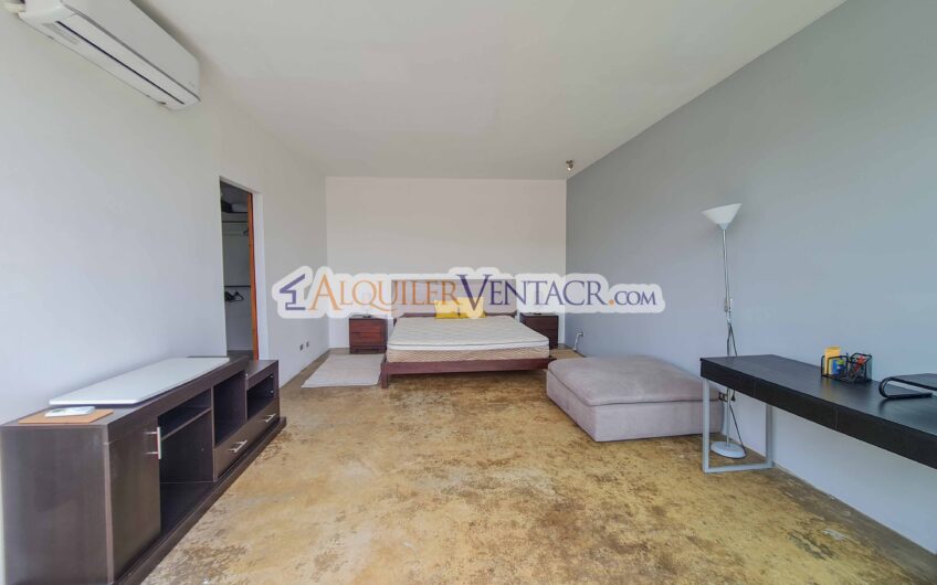 Condo Loft amueblado con vista en Guachipelín x Multiplaza Escazú